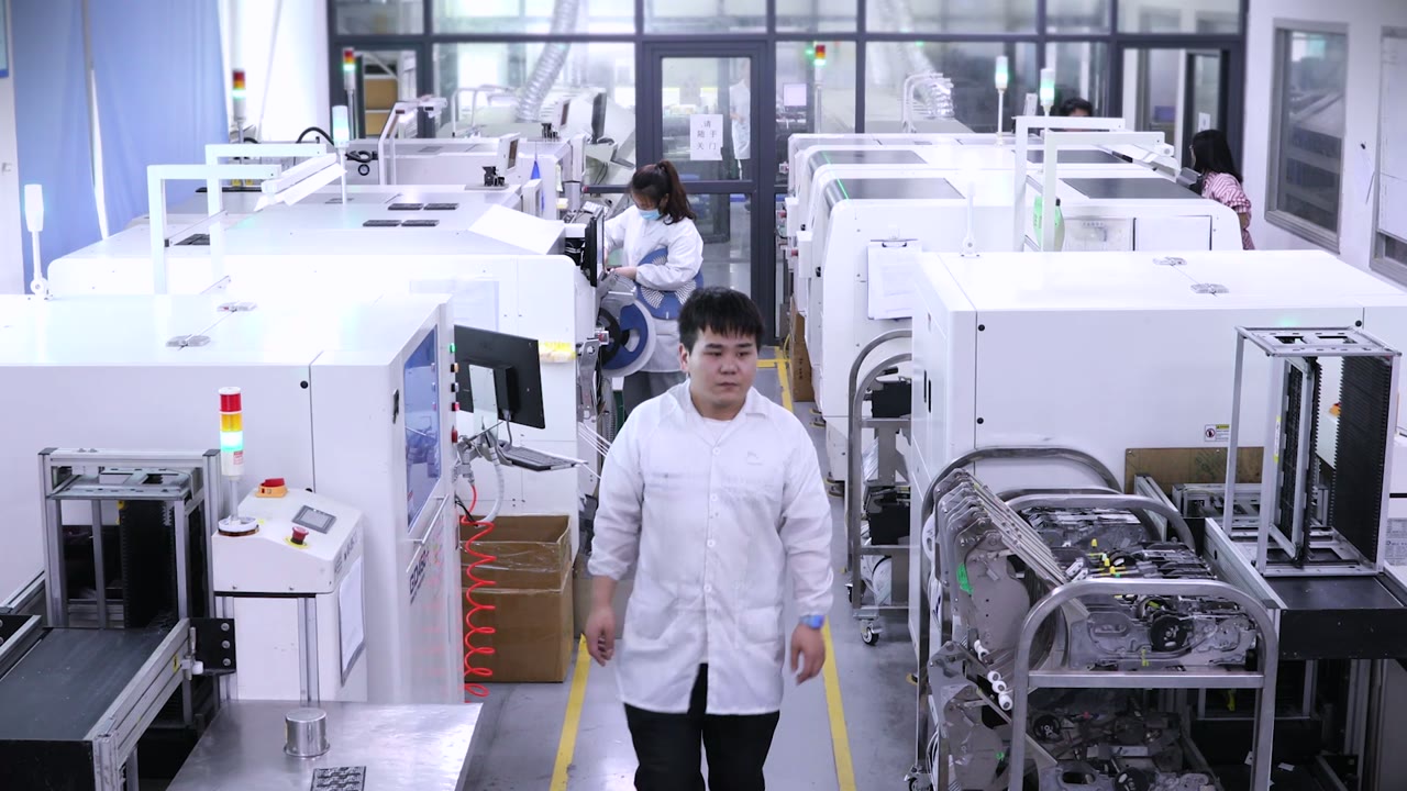 Shenan Yangguang factory floor